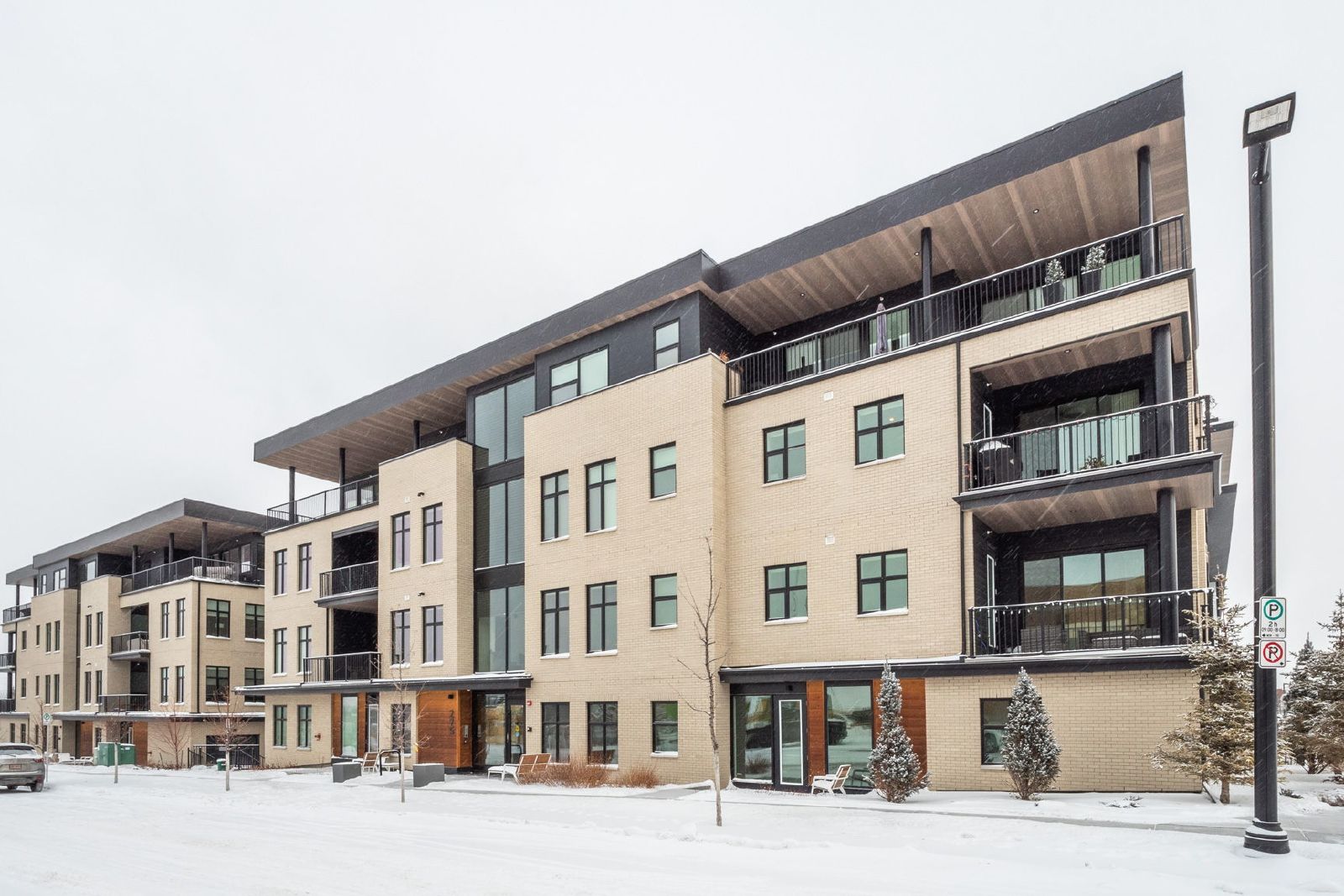 UNIVERSITY DISTRICT - CAPELLA BY BROOKFIELD property image