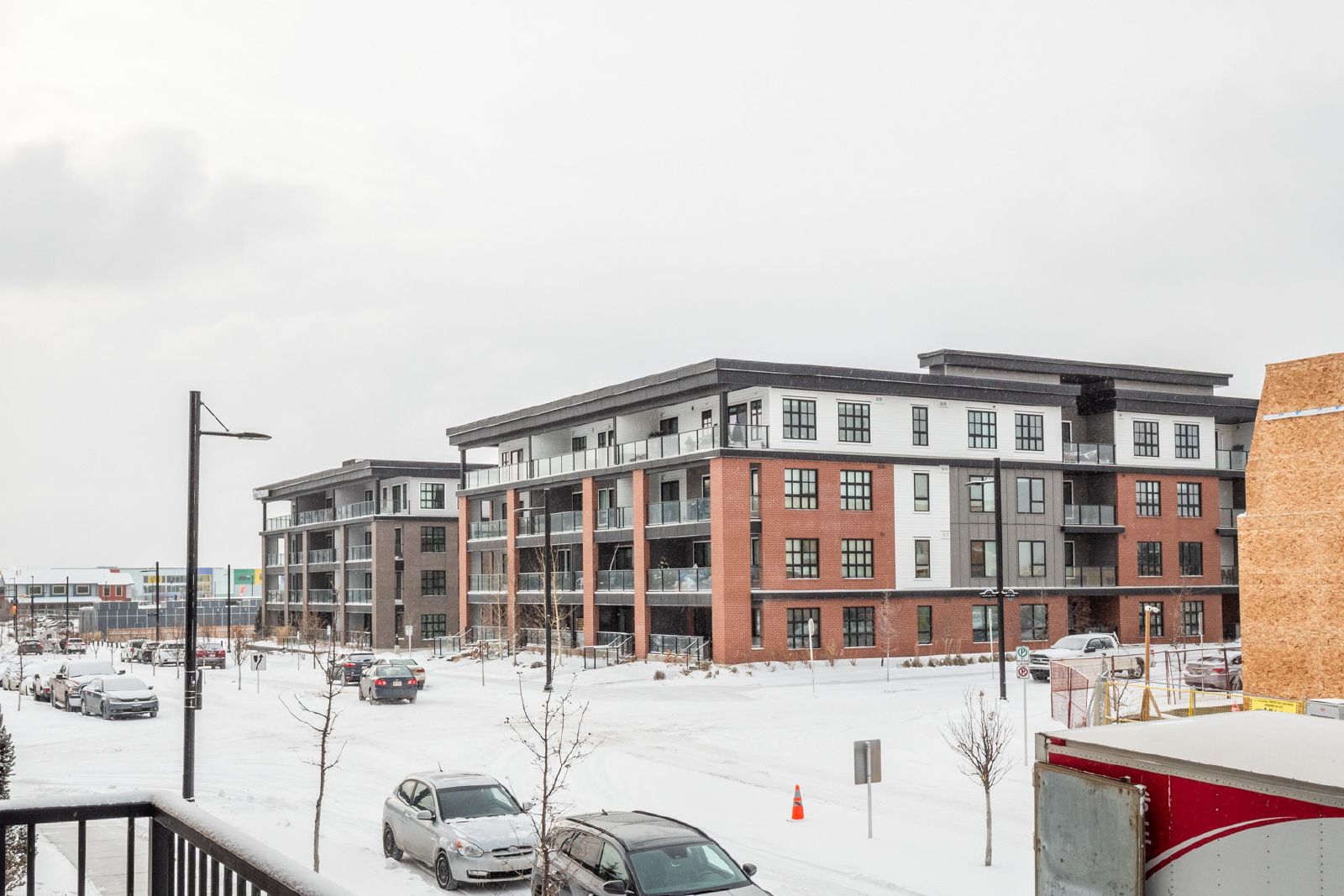 UNIVERSITY DISTRICT - CAPELLA BY BROOKFIELD property image