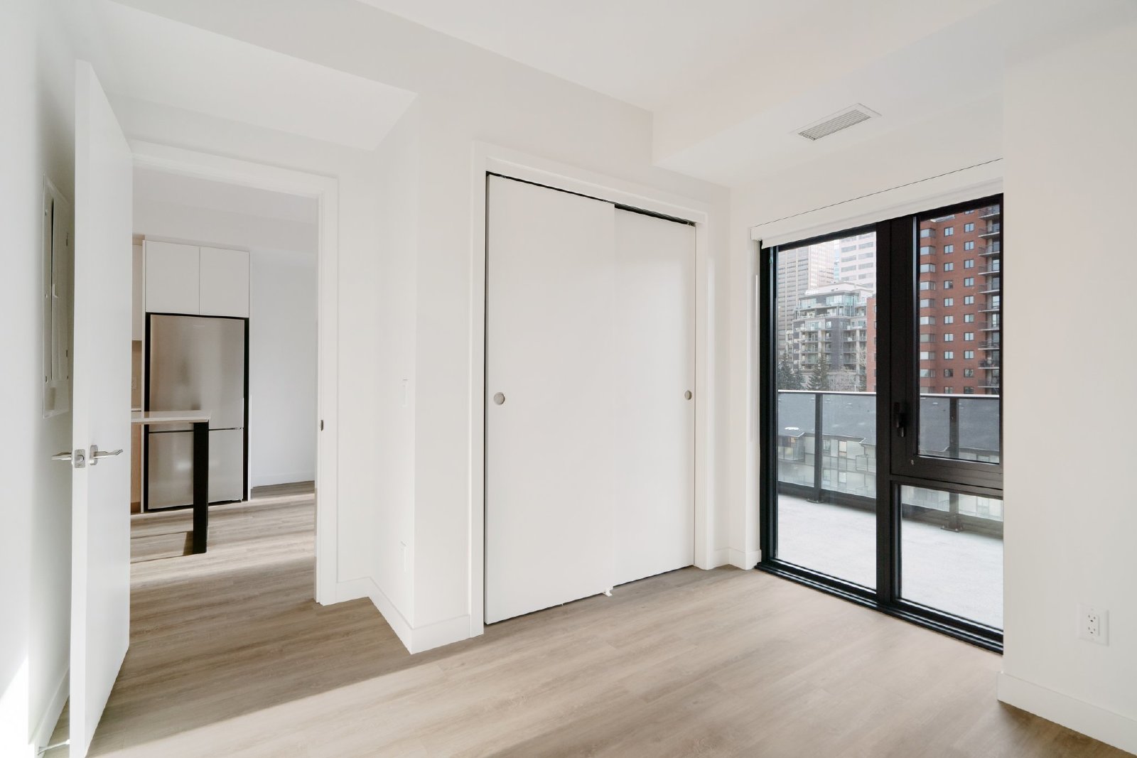 DOWNTOWN - FIRST AND PARK - TWO BED-TWO BATH property image