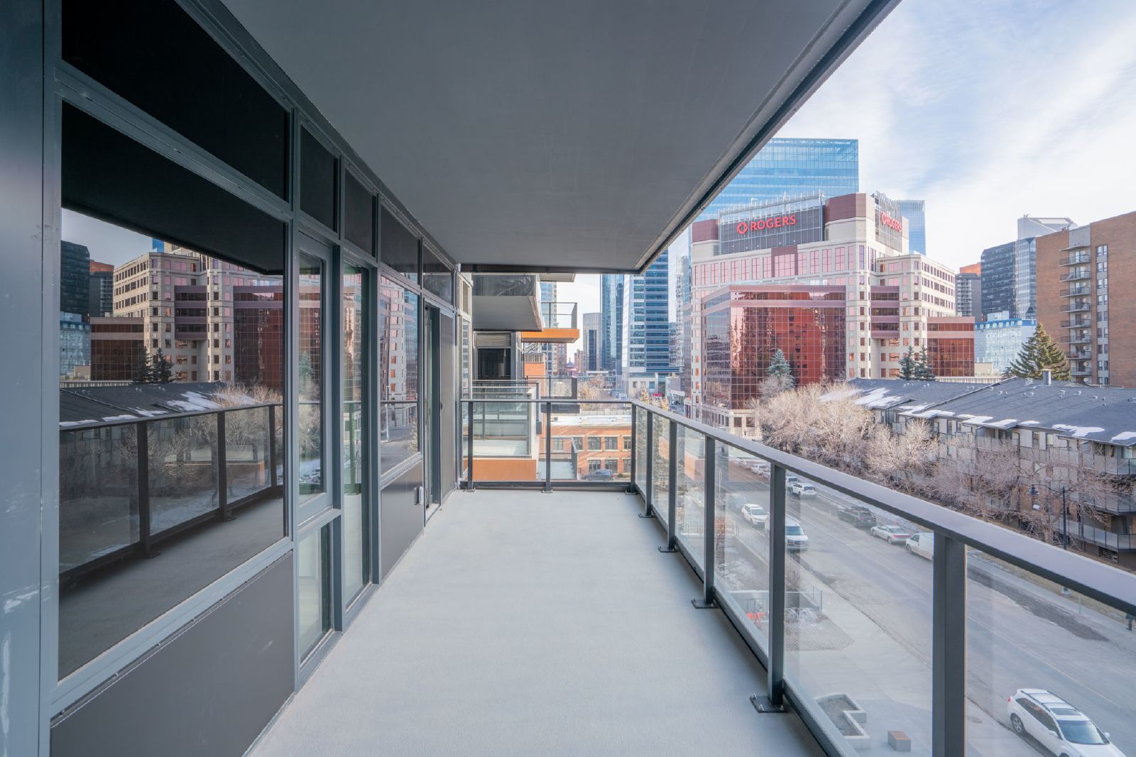 DOWNTOWN - FIRST AND PARK - TWO BED-TWO BATH property image