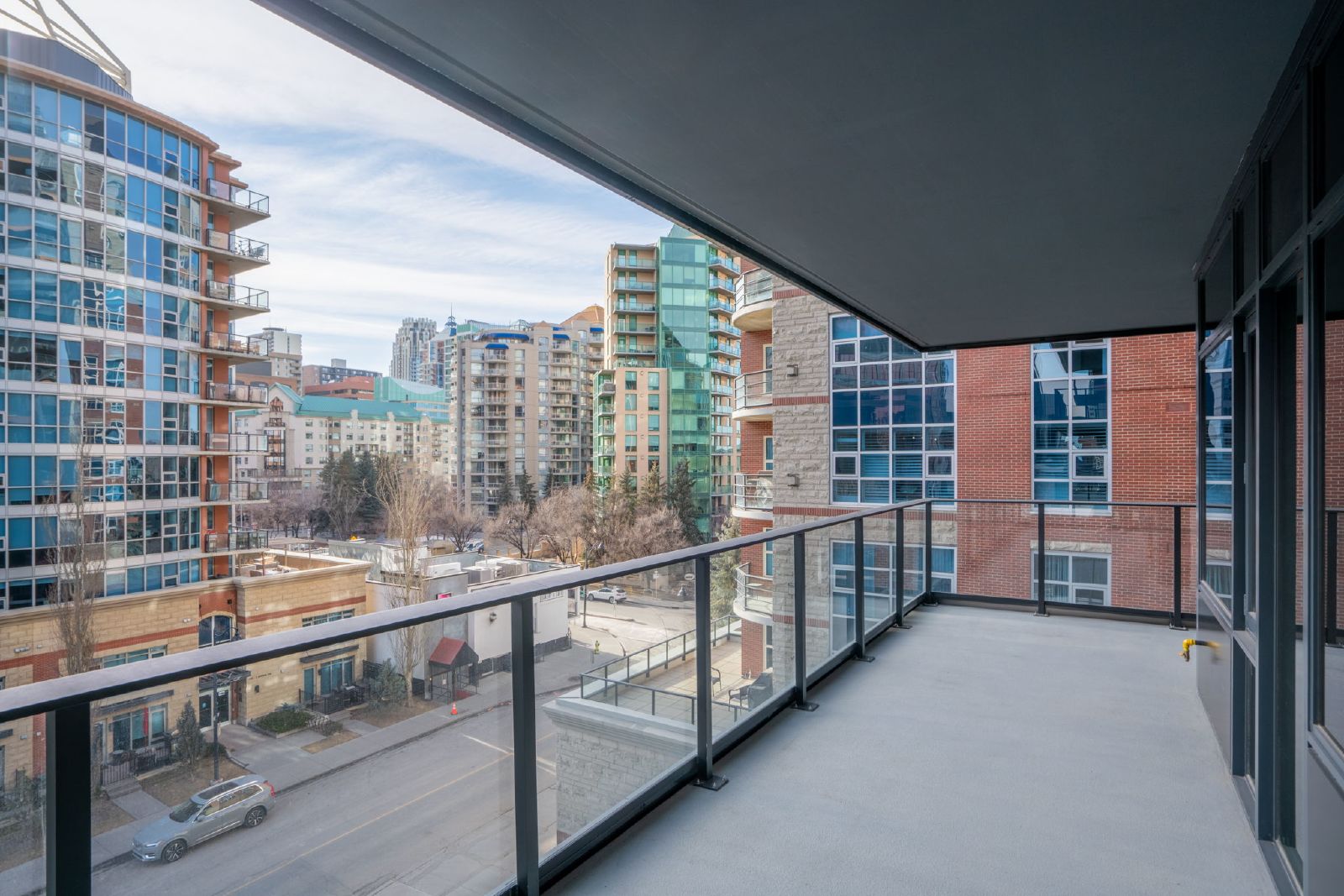 DOWNTOWN - FIRST AND PARK - TWO BED-TWO BATH property image