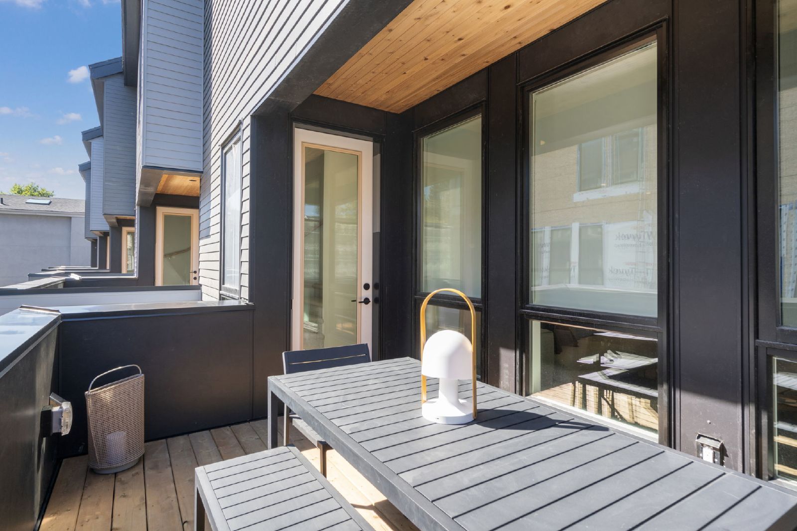 RAMSAY - URBAN CHIC TOWNHOUSE - MOVE IN READY property image