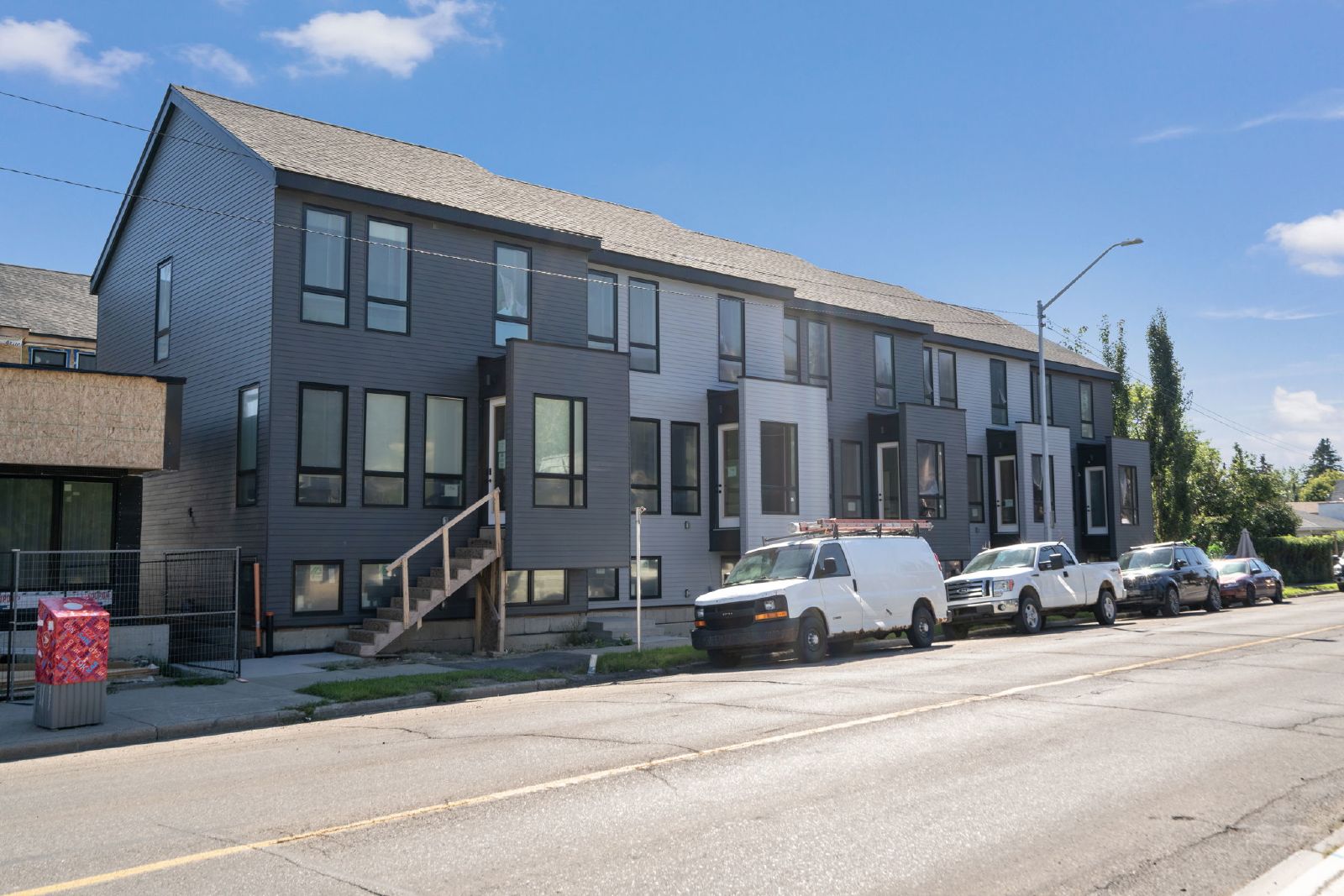 RAMSAY - URBAN CHIC TOWNHOUSE - MOVE IN READY property image