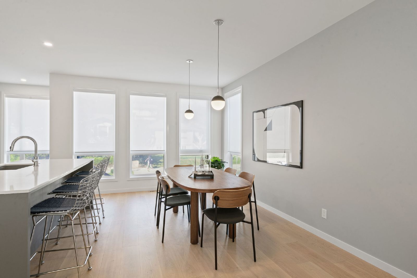 RAMSAY - URBAN CHIC TOWNHOUSE - MOVE IN READY property image