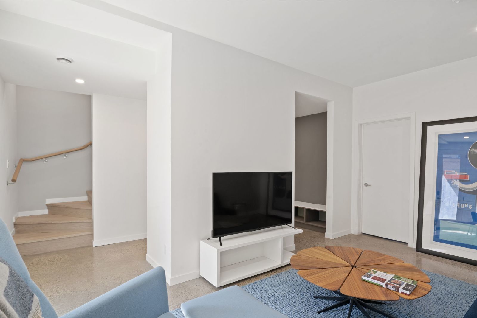 RAMSAY - URBAN CHIC TOWNHOUSE - MOVE IN READY property image