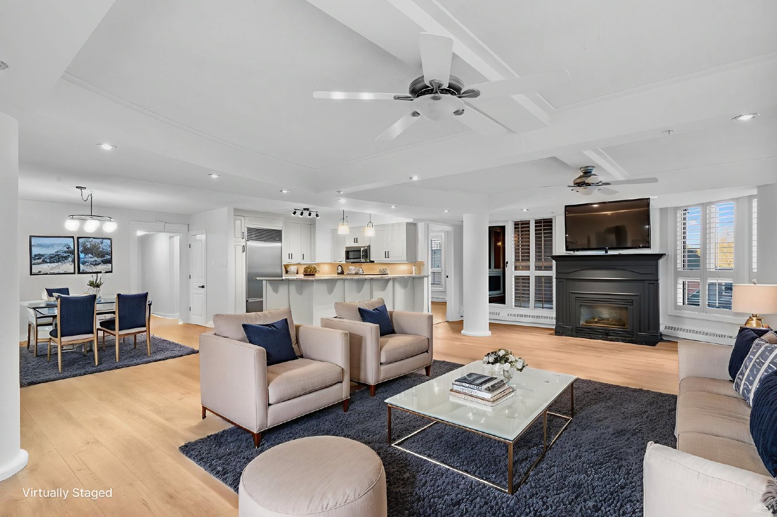 PRINCE'S ISLAND ESTATES - THREE BEDROOM EXECUTIVE FULLY RENOVATED SUIT property image