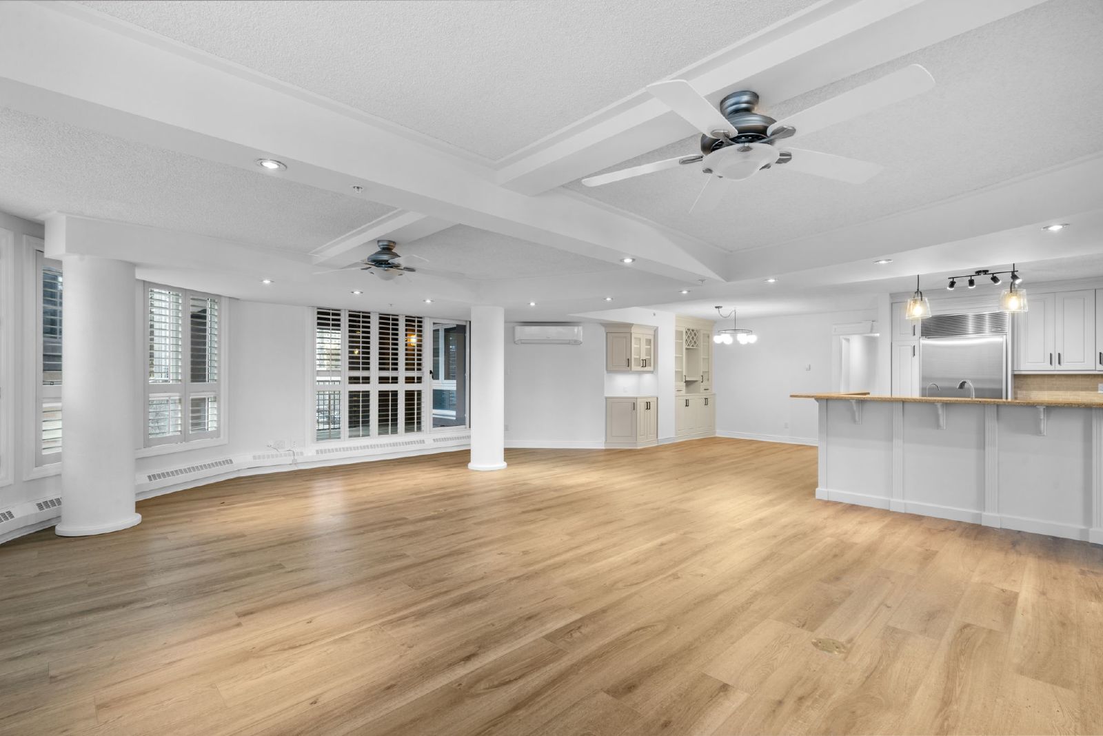 PRINCE'S ISLAND ESTATES - THREE BEDROOM EXECUTIVE FULLY RENOVATED SUIT property image