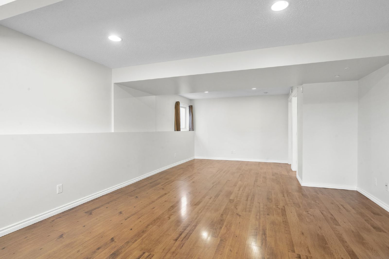 OKOTOKS - THREE BEDROOM TWO STOREY HOUSE property image