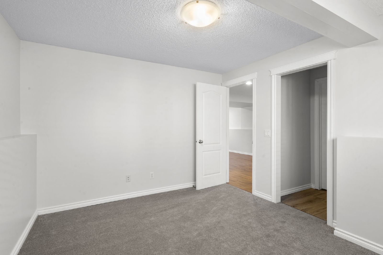 OKOTOKS - THREE BEDROOM TWO STOREY HOUSE property image