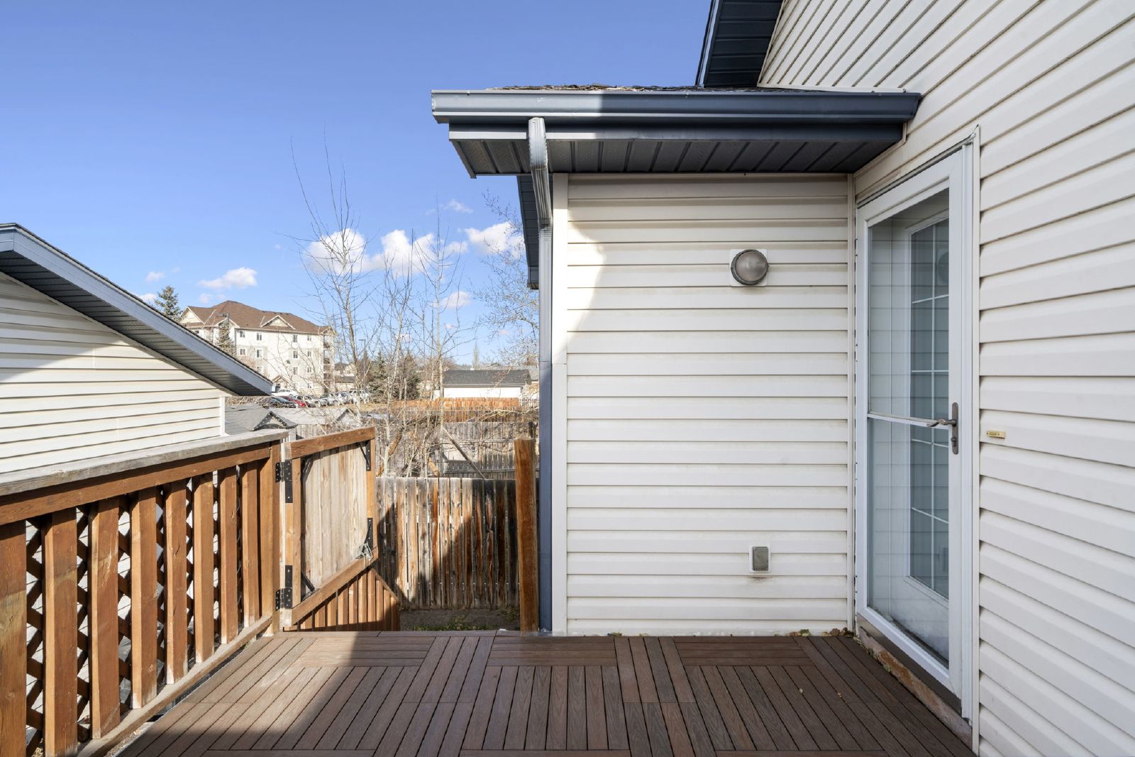 OKOTOKS - THREE BEDROOM TWO STOREY HOUSE property image