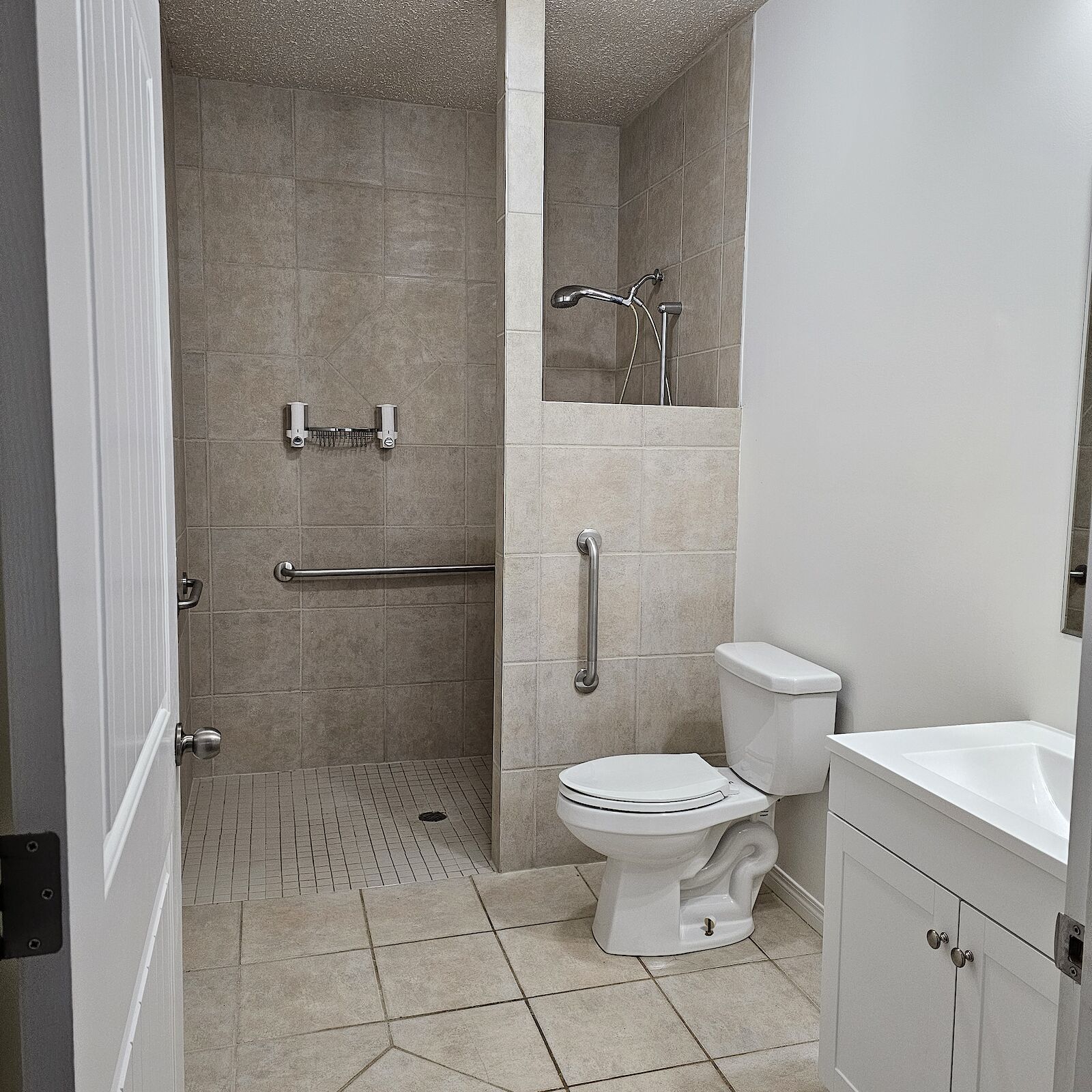 STONY PLAIN RECENTLY UPDATED 2 BEDROOM CONDO property image