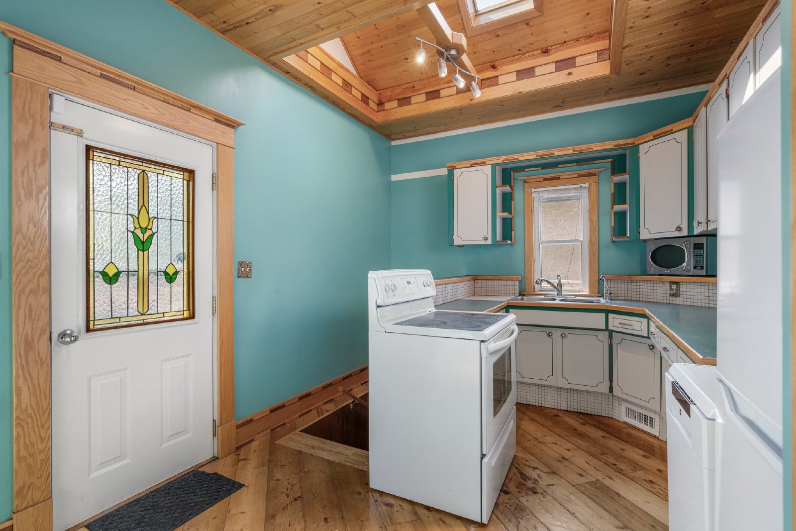 SUNALTA - CHARMING CENTURY HOME IN SUNALTA property image