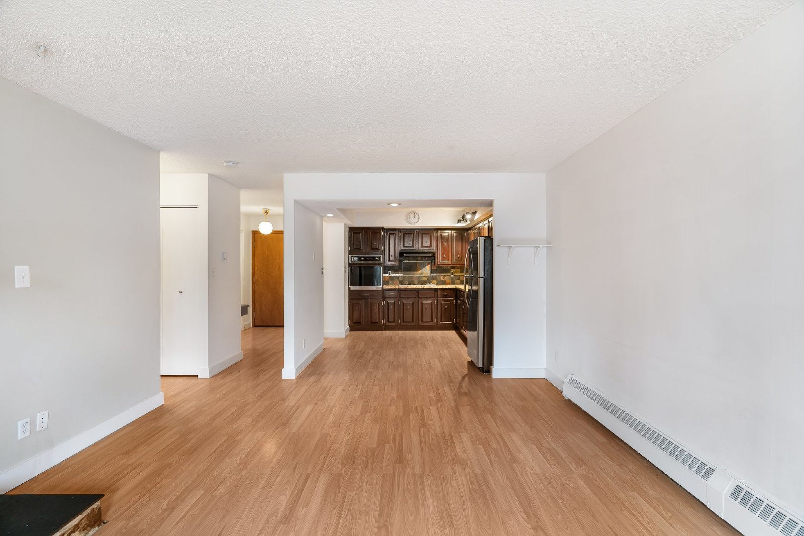 CRESCENT HEIGHTS - One Bed - Main Floor- Underground parking included property image