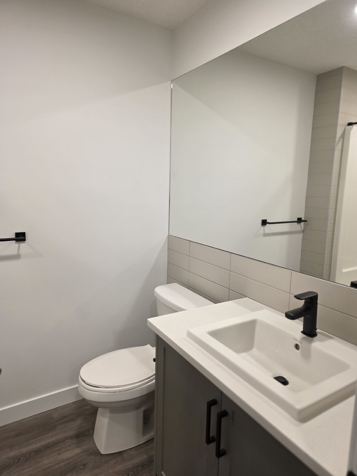 LIVINGSTON - BRAND NEW ONE BEDROOM, ONE BATH CONDO property image