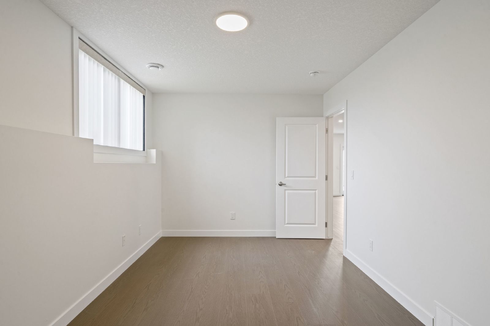 PANORAMA HILLS -HOUSE WITH 3 BEDROOMS AND GARAGE - BASEMENT AVAILABLE property image