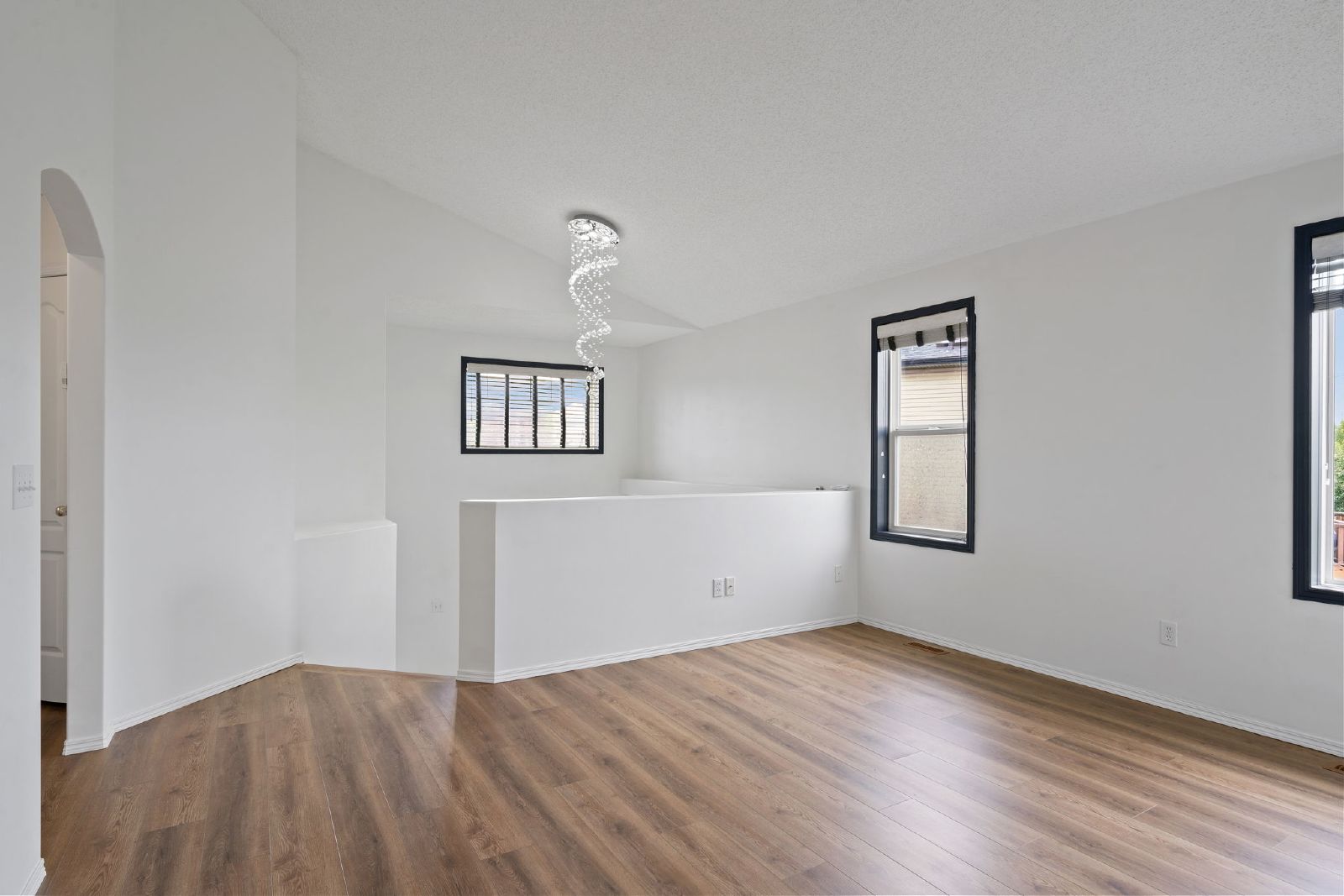 PANORAMA HILLS -HOUSE WITH 3 BEDROOMS AND GARAGE - BASEMENT AVAILABLE property image