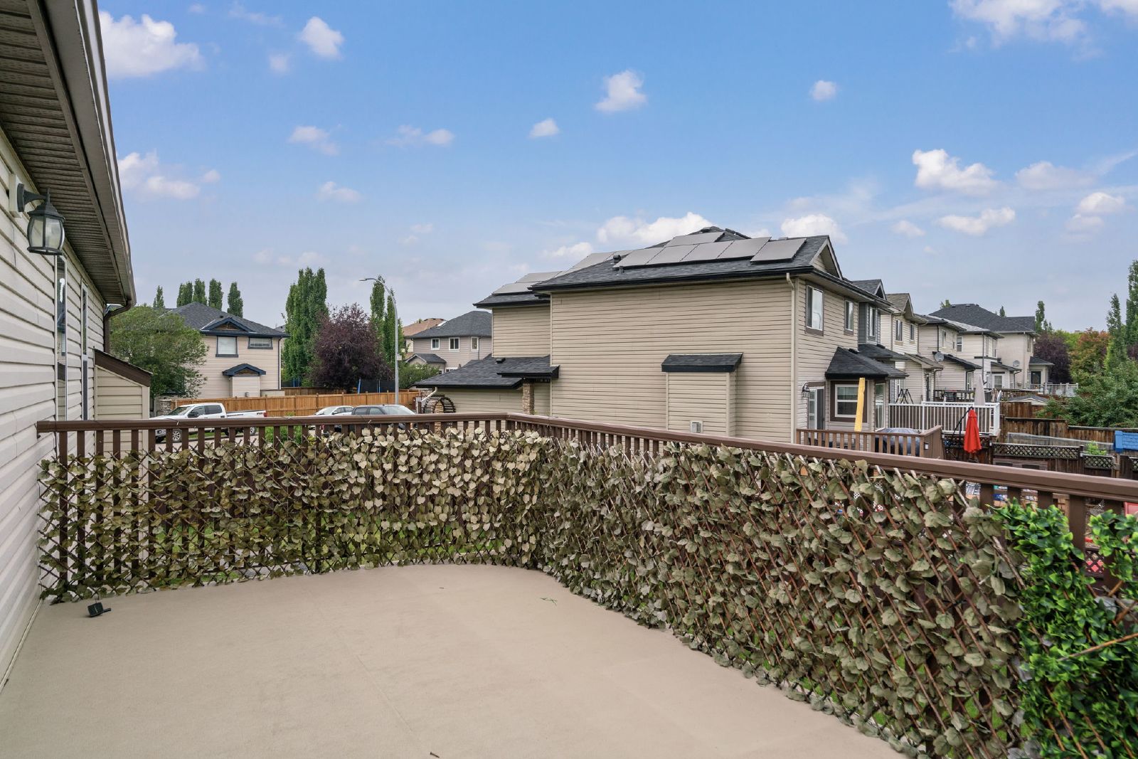 PANORAMA HILLS -HOUSE WITH 3 BEDROOMS AND GARAGE - BASEMENT AVAILABLE property image