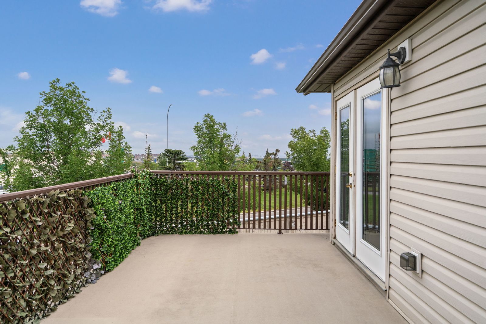 PANORAMA HILLS -HOUSE WITH 3 BEDROOMS AND GARAGE - BASEMENT AVAILABLE property image