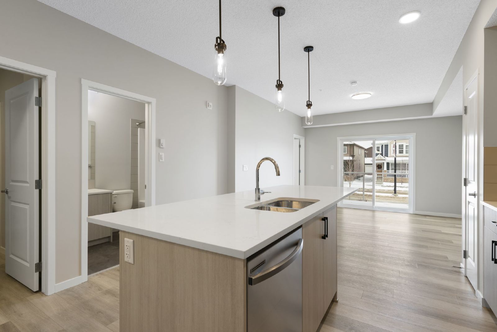 114, 40 Carrington Plaza NW - 114 property image