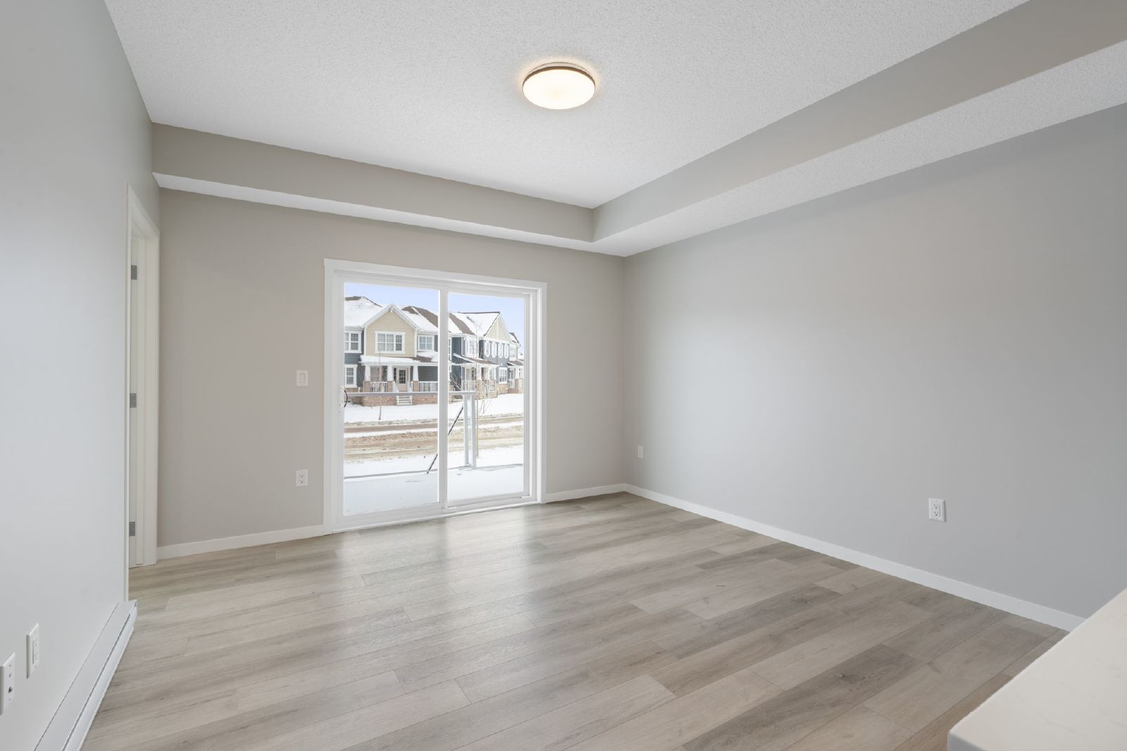 114, 40 Carrington Plaza NW - 114 property image