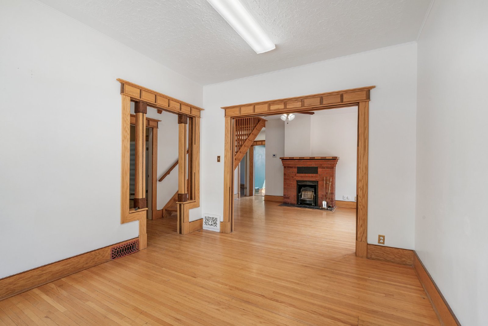 1216 15 Street SW - - property image