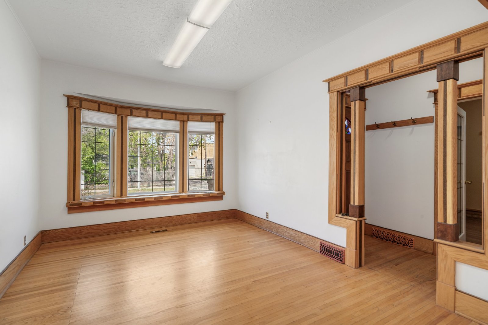 1216 15 Street SW - - property image