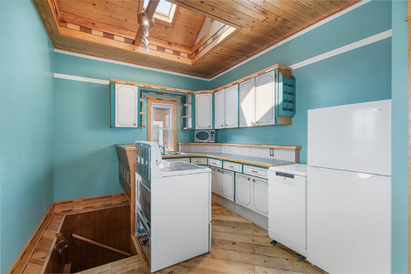 1216 15 Street SW - - property image