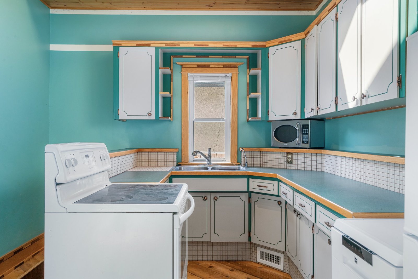 1216 15 Street SW - - property image