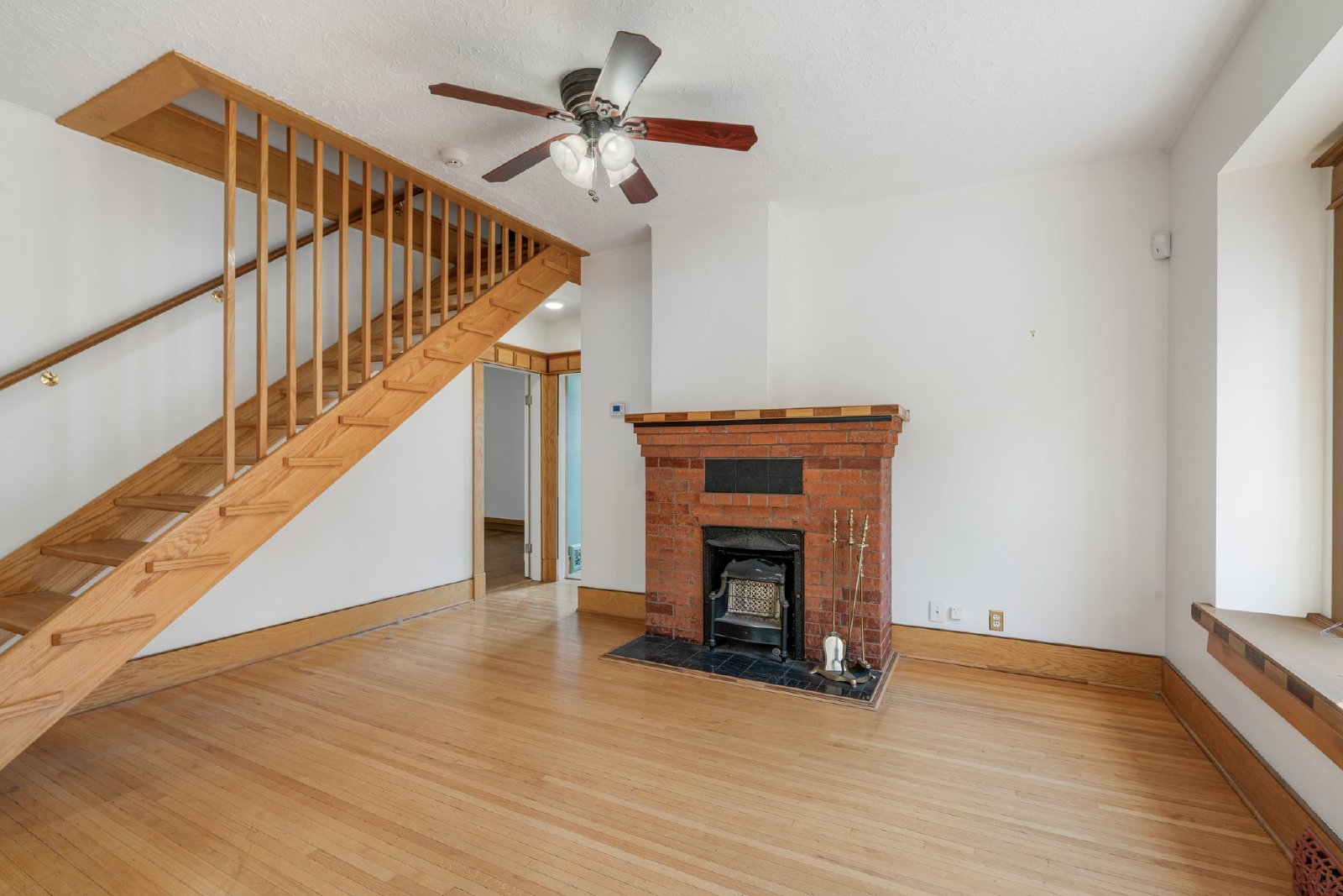 1216 15 Street SW - - property image