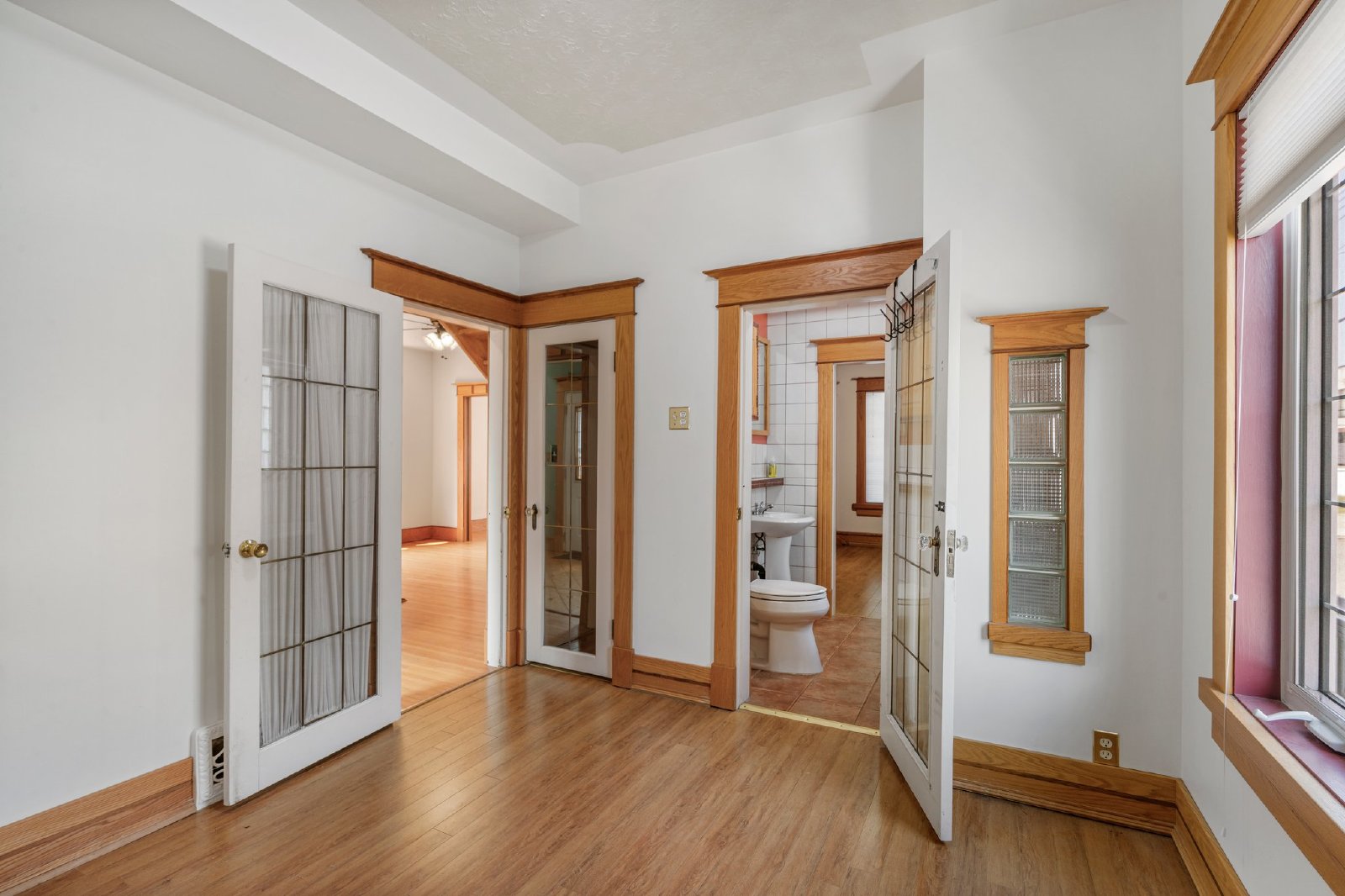 1216 15 Street SW - - property image