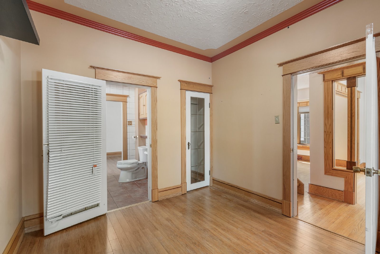 1216 15 Street SW - - property image