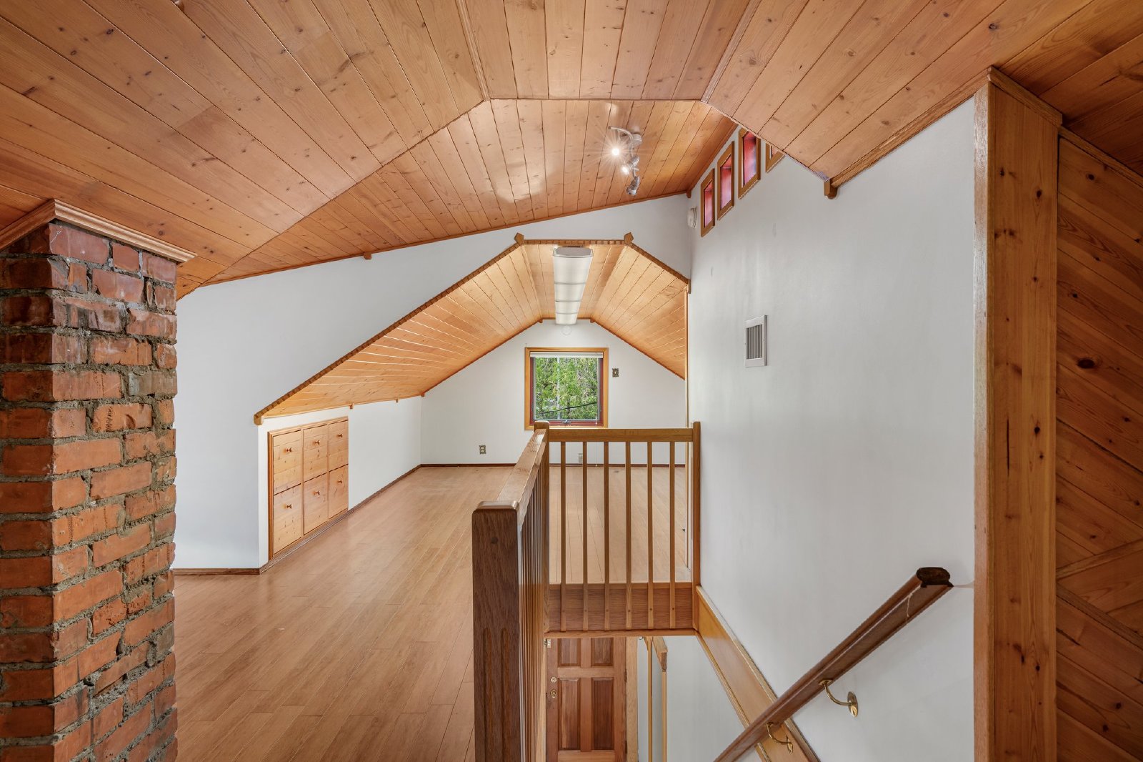 1216 15 Street SW - - property image