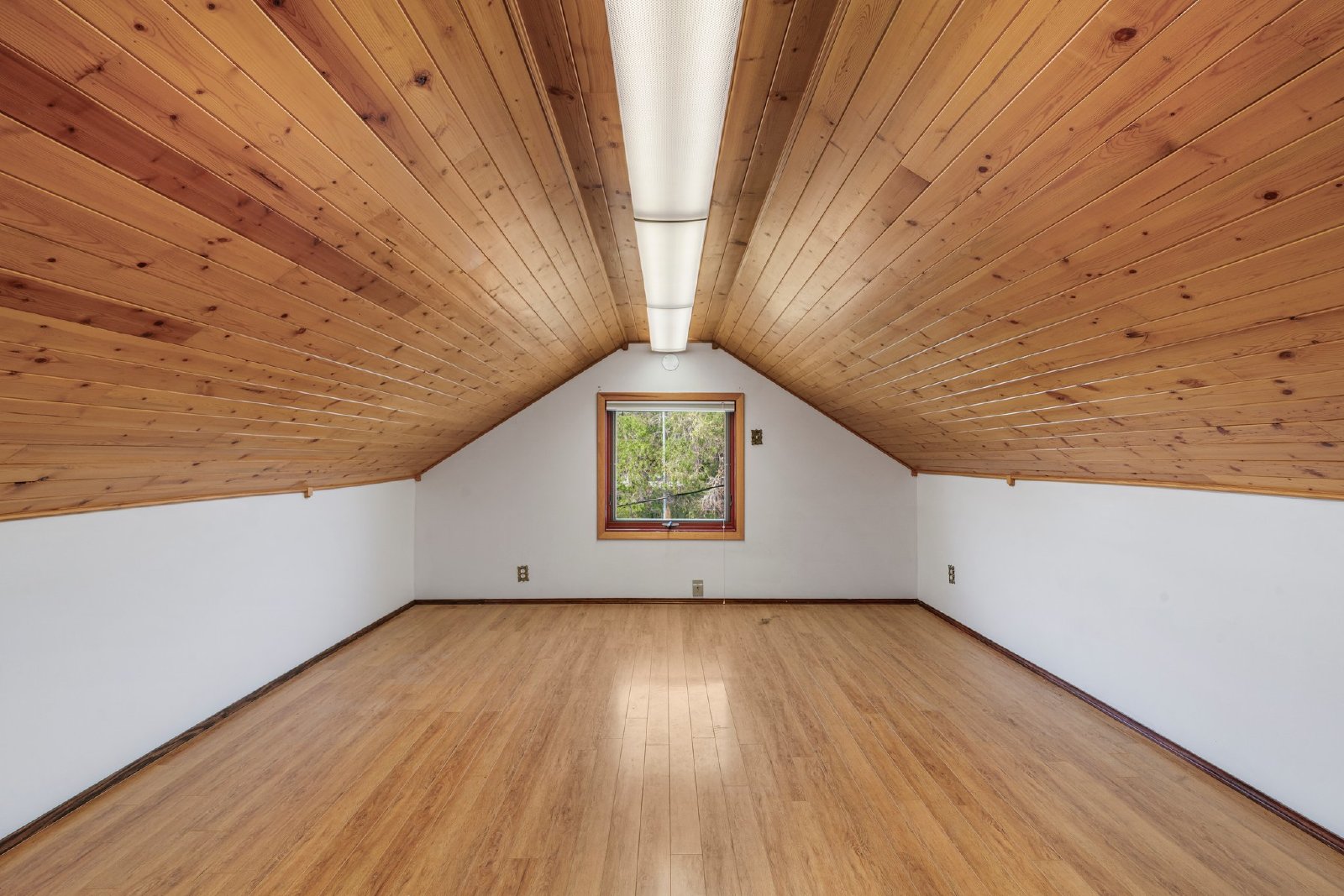 1216 15 Street SW - - property image