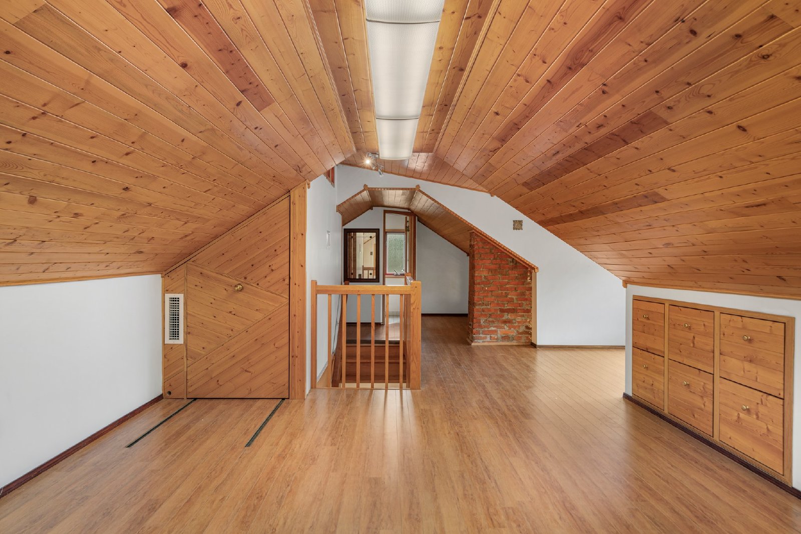 1216 15 Street SW - - property image