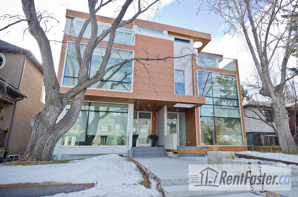 2107 27 Ave SW - - property image