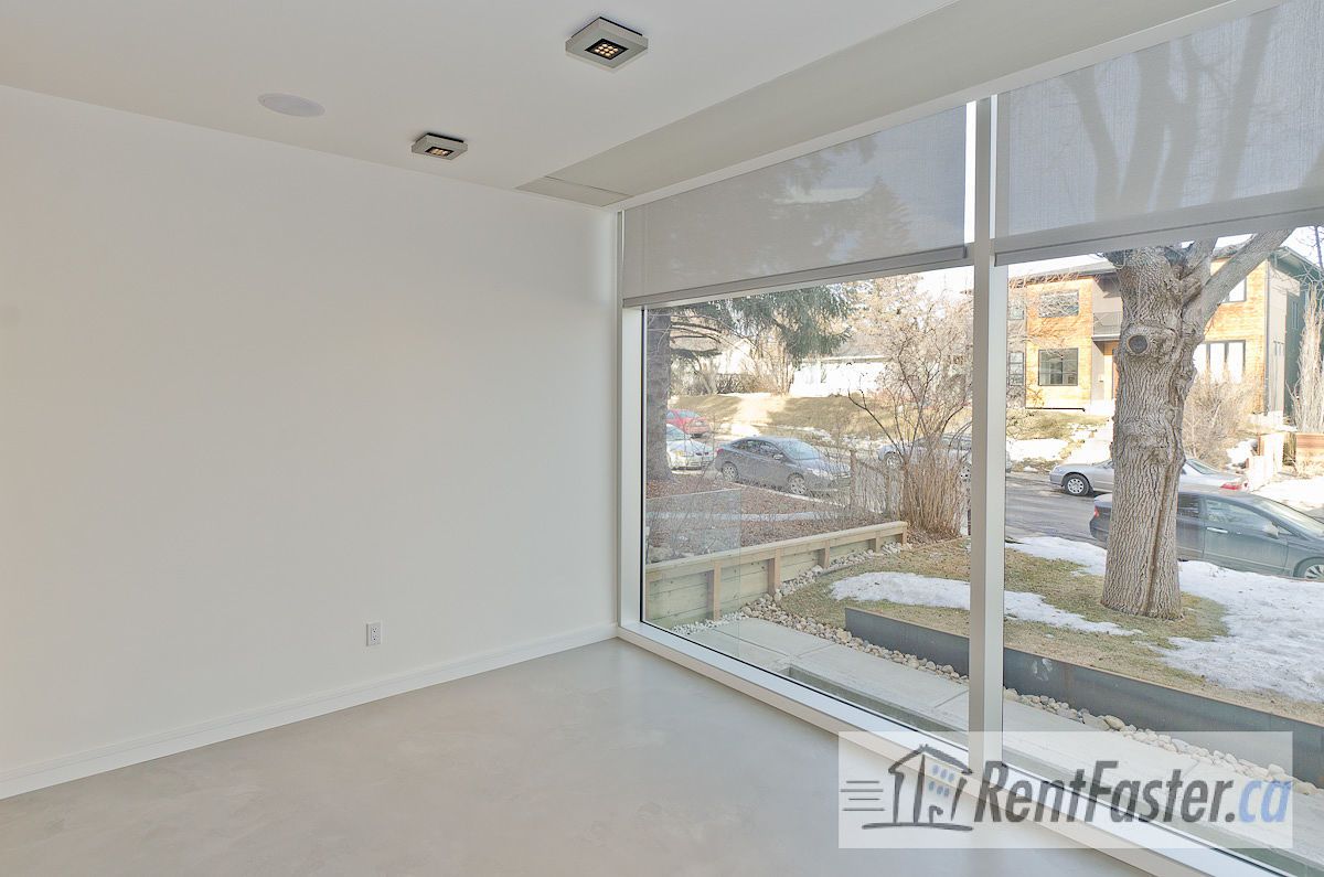 2107 27 Ave SW - - property image
