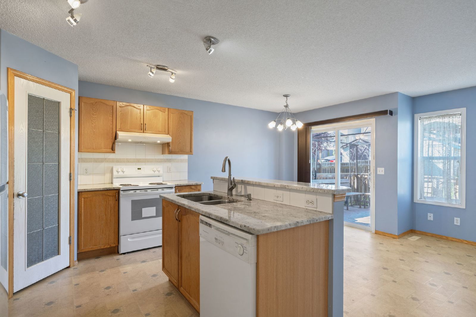 179 Taravista Street NE - 1 property image