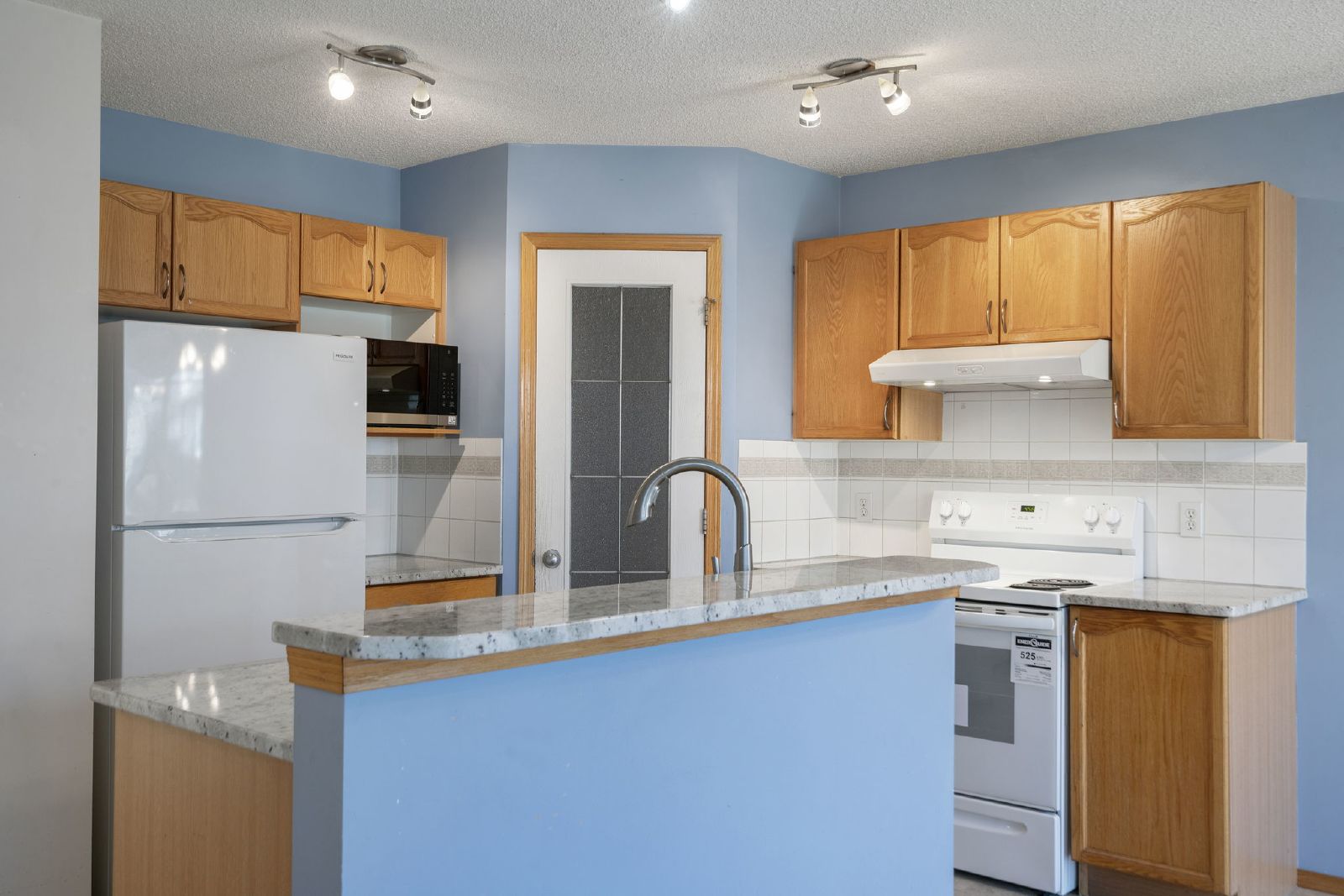 179 Taravista Street NE - 1 property image