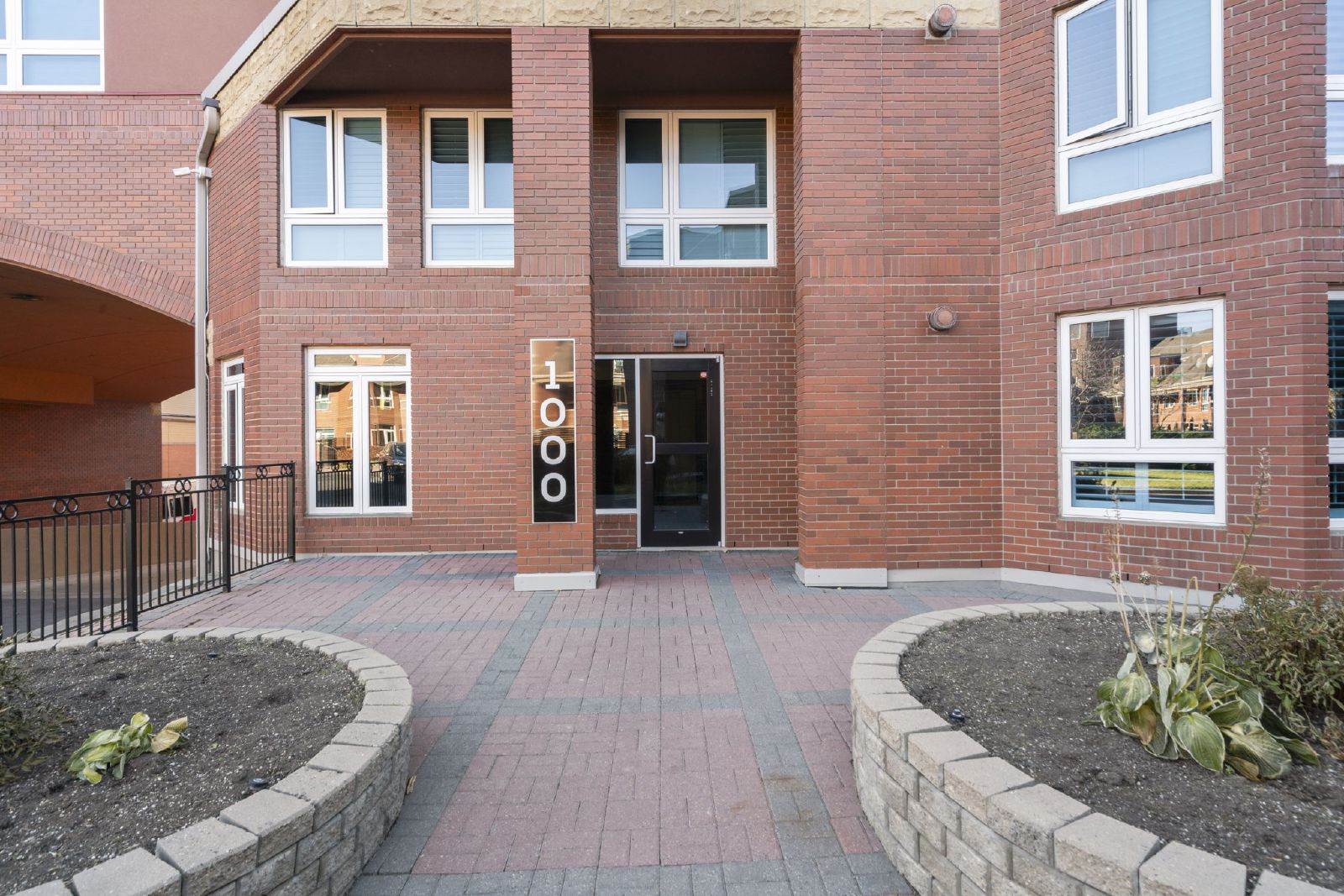 1505, 400 Eau Claire Avenue SW - 1 property image