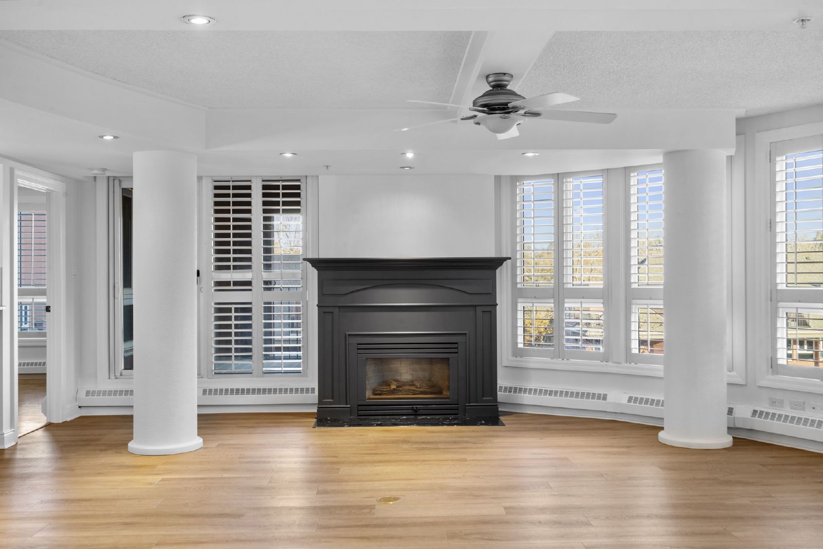 1505, 400 Eau Claire Avenue SW - 1 property image