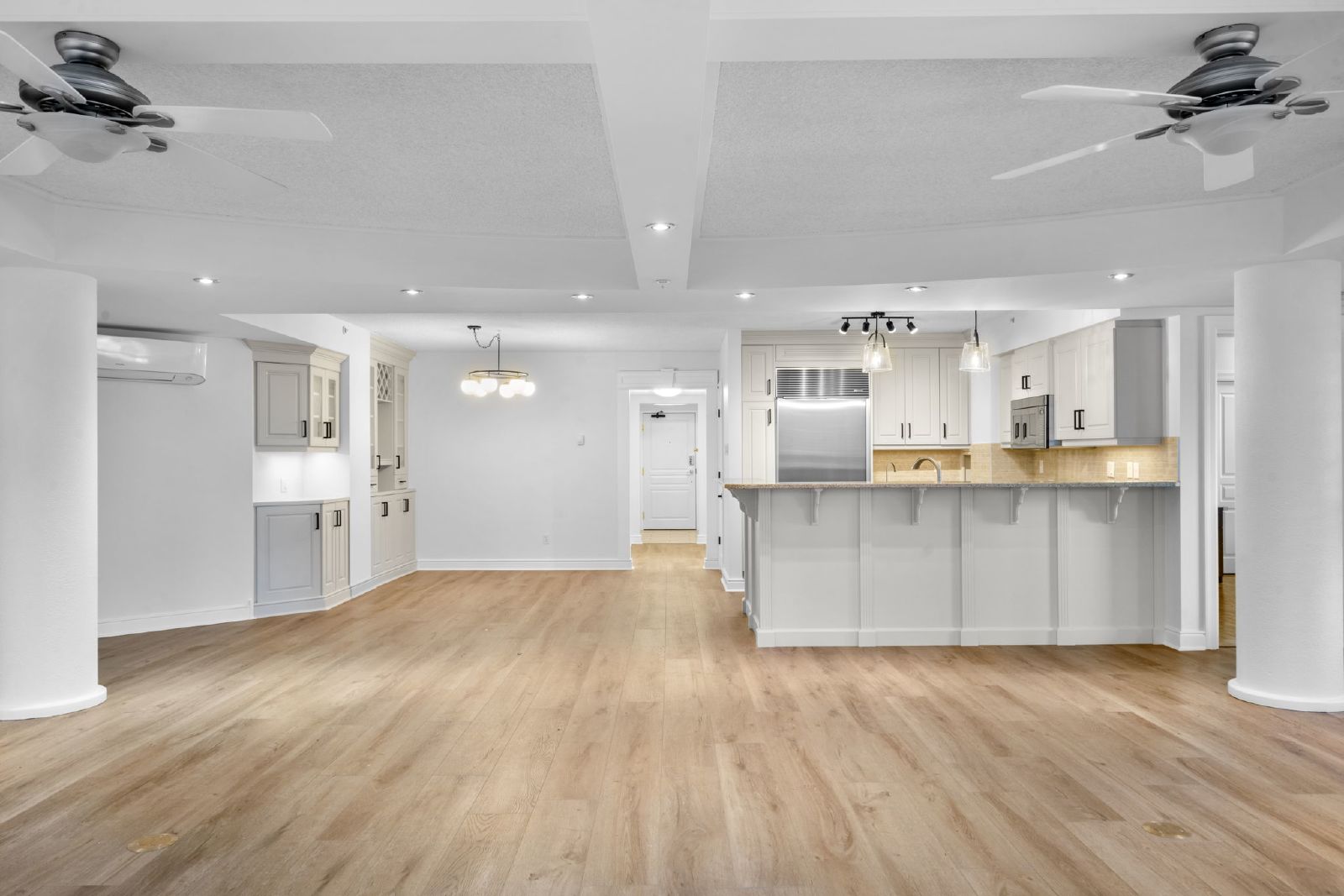 1505, 400 Eau Claire Avenue SW - 1 property image