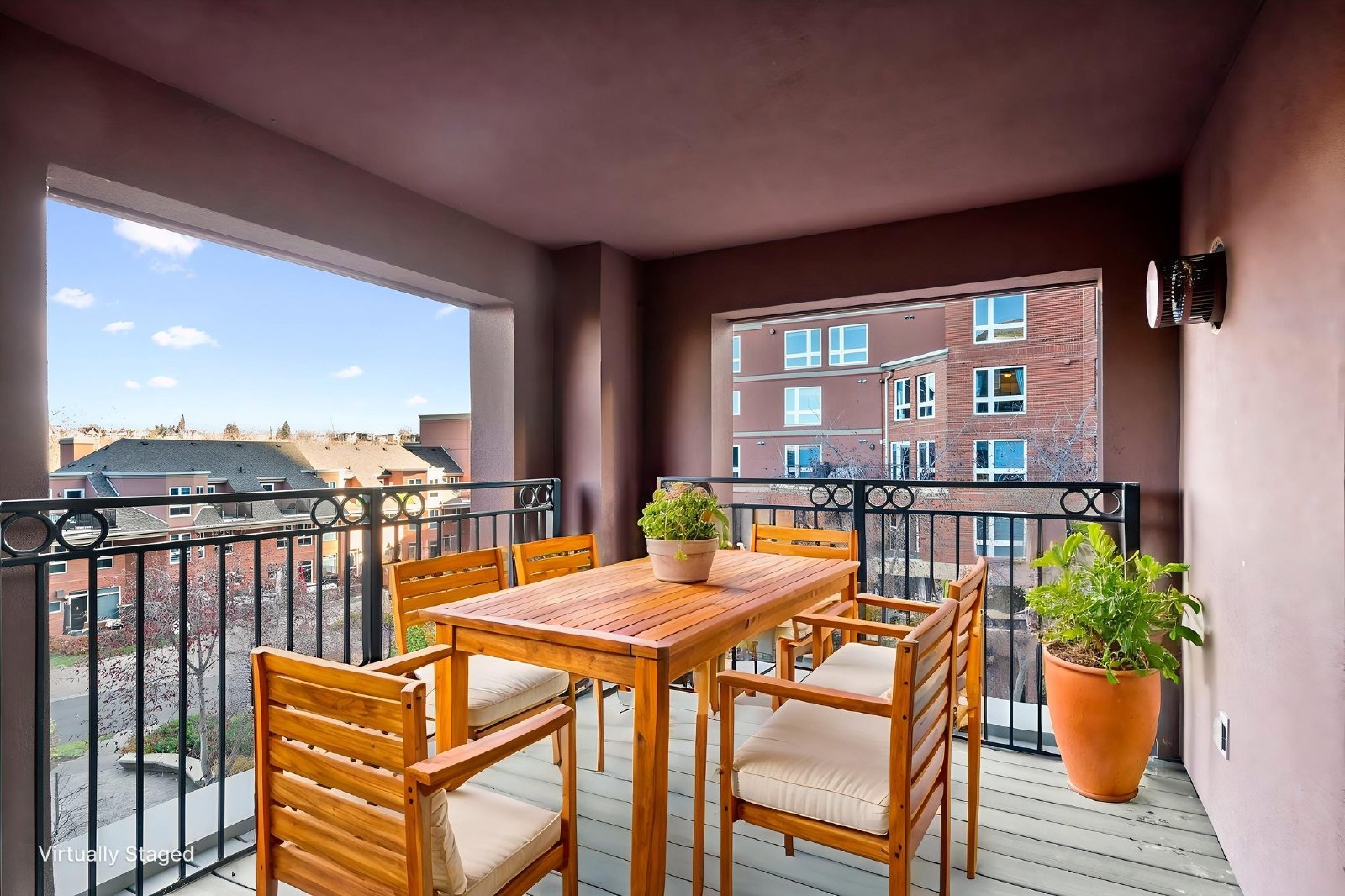 1505, 400 Eau Claire Avenue SW - 1 property image