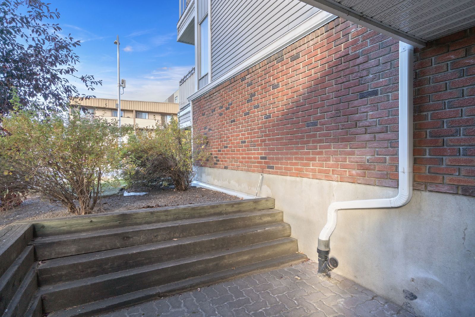 102, 1735 11 Avenue SW - 1 property image